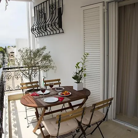 Apartment Knossos By Heloni