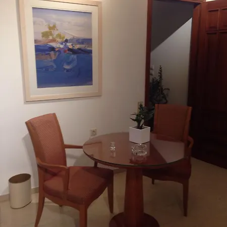 Apartment Knossos By Heloni